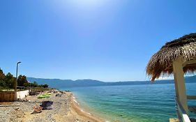 Ramo'S Green Beachside Retreat - Cozy 2 Bedroom Home